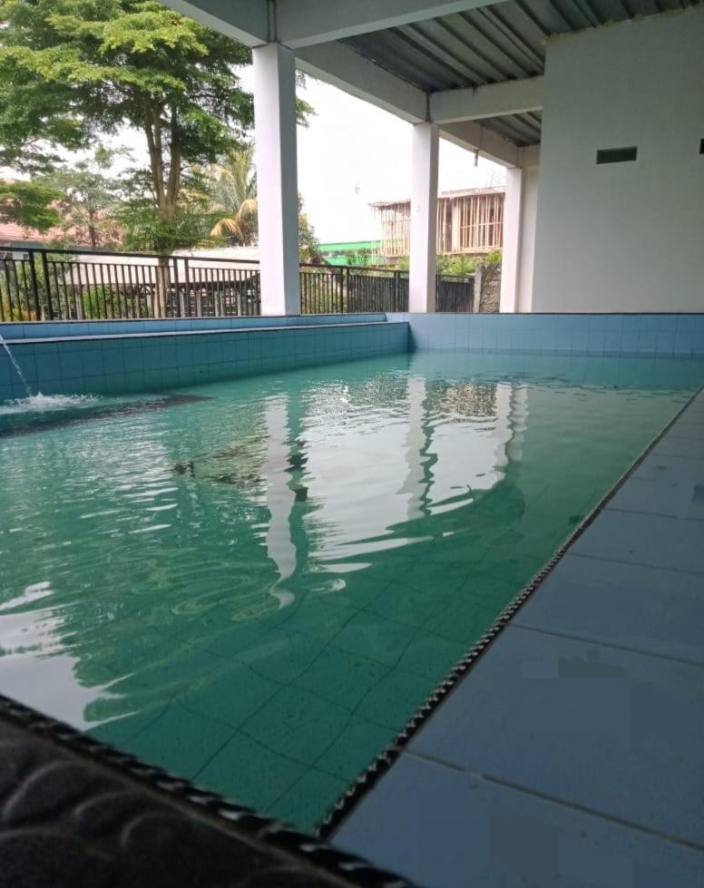 Kampung Istal Villa Pamijahan Bogor Dış mekan fotoğraf