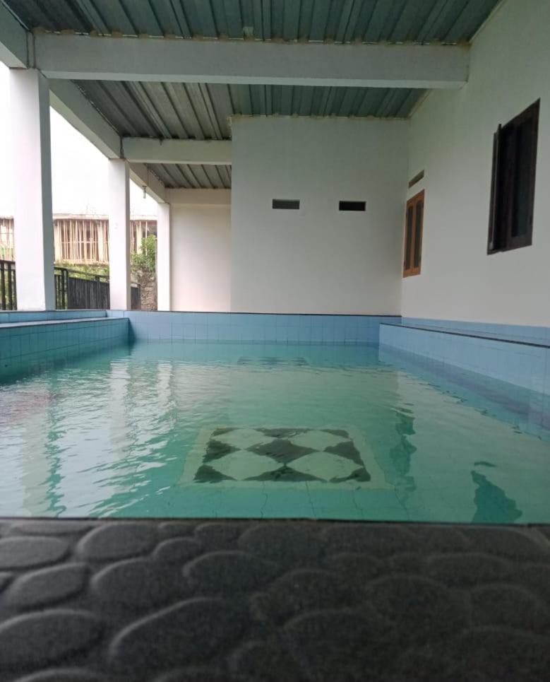 Kampung Istal Villa Pamijahan Bogor Dış mekan fotoğraf